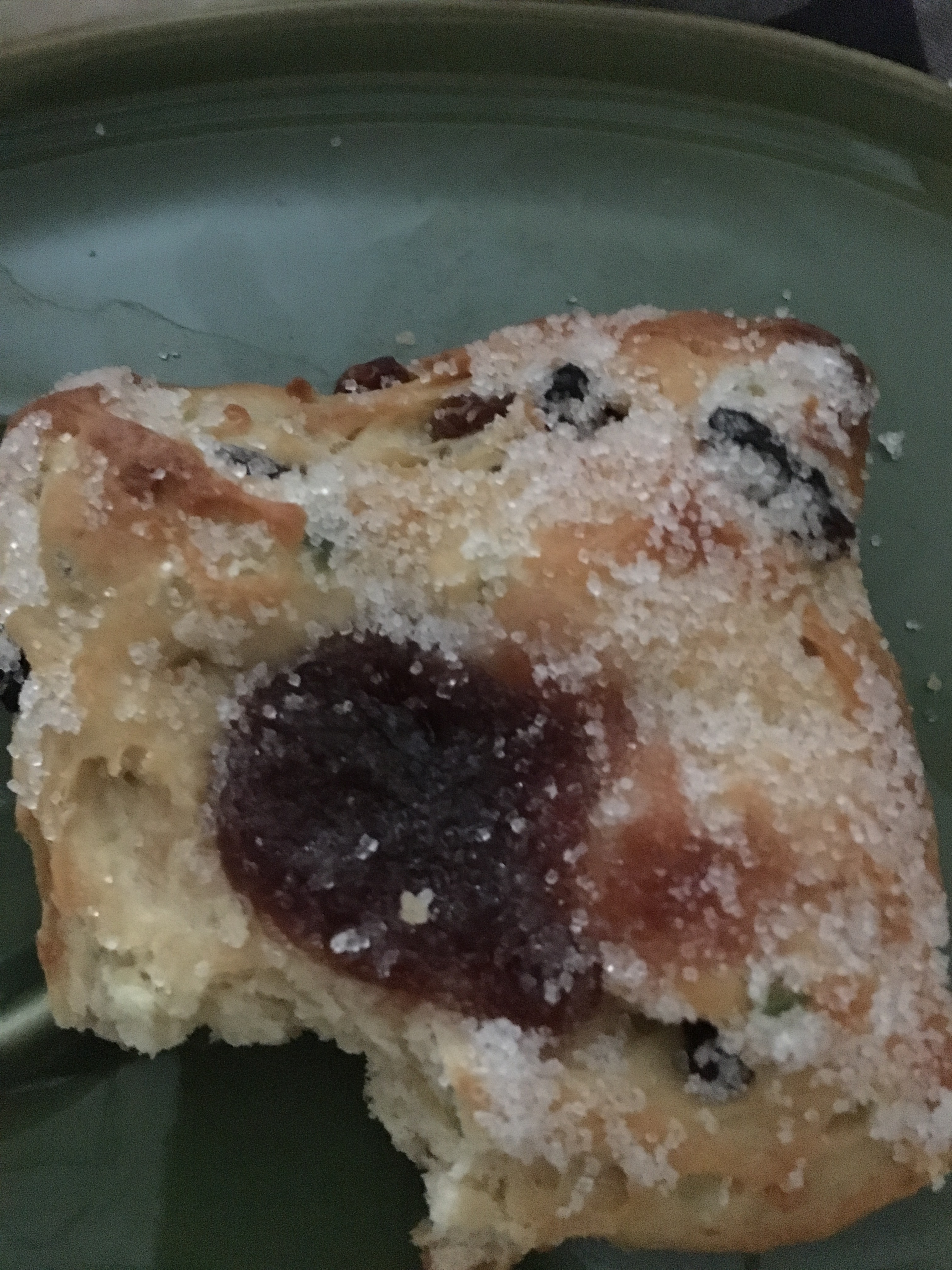 Reformationsbrötchen (mit Bissspuren)